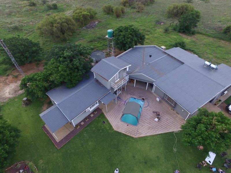 5 Bedroom Property for Sale in Bloemhof North West